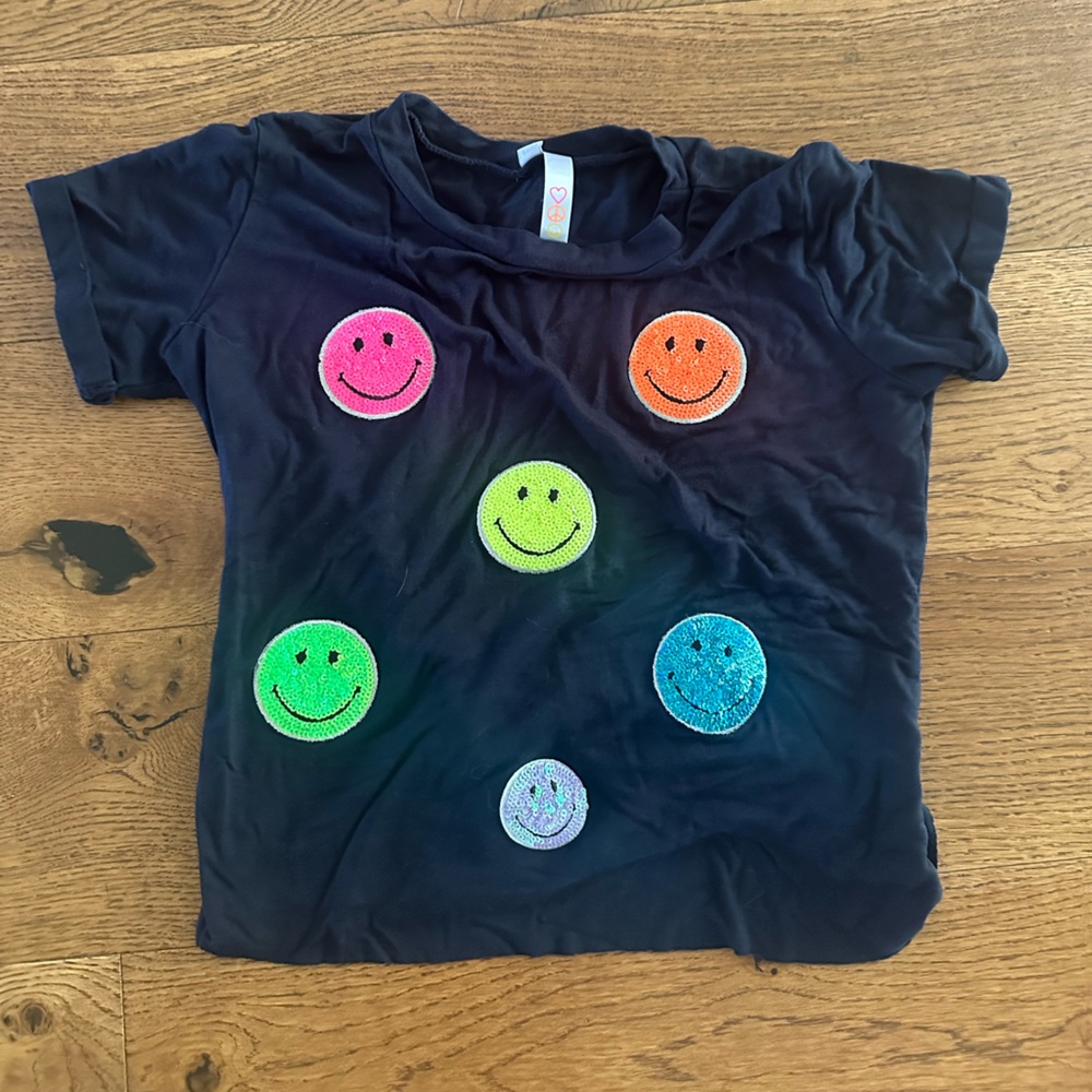 Cute Malibu Sugar tshirt! Worn 2-3 times.